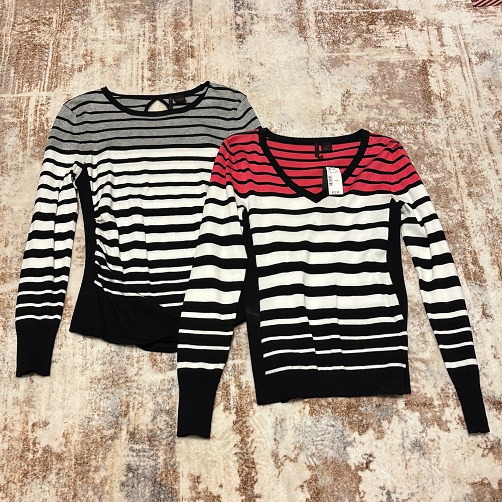 2 Juniors Heart-N-Crush sweaters size Large